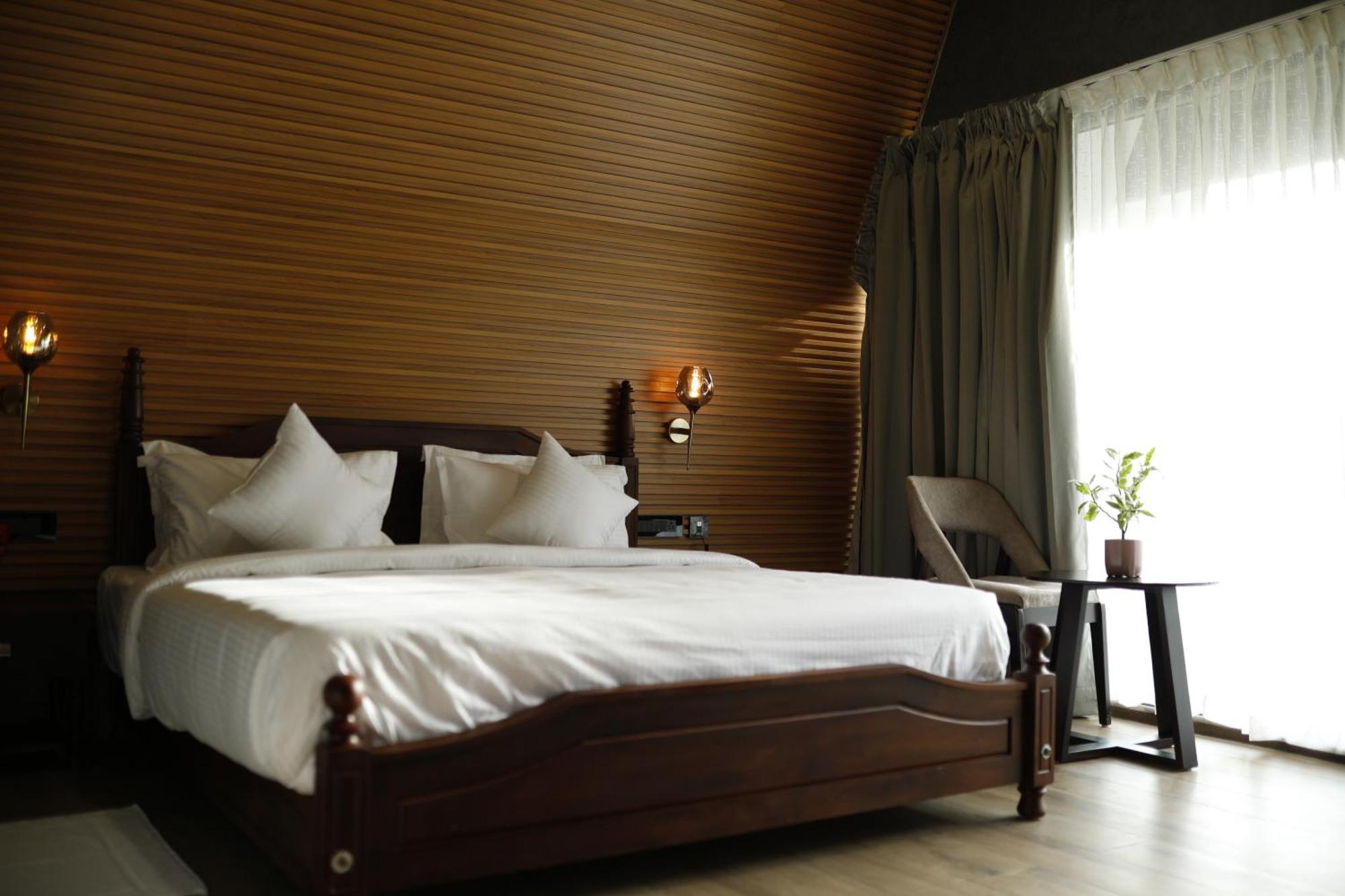 Leela'S 7Th Heaven Resort & Spa Trikunnapuzha Zewnętrze zdjęcie